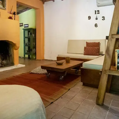 Βίλα Cozy And Secluded House With Private Pool And Garden In *